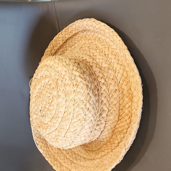 Helen Kaminski | Raffia Hat Handmade in Madagascar - Picture 3 of 4